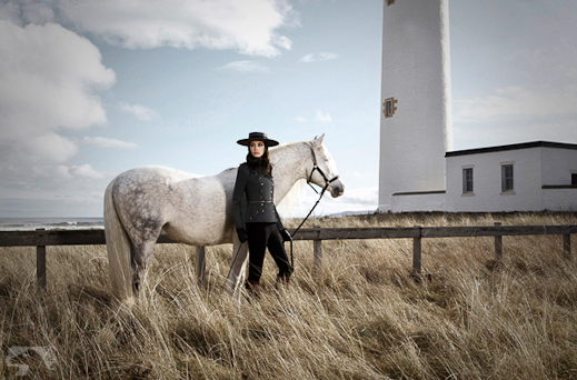 andre-badi-horse-3 andre-badi-horse-3