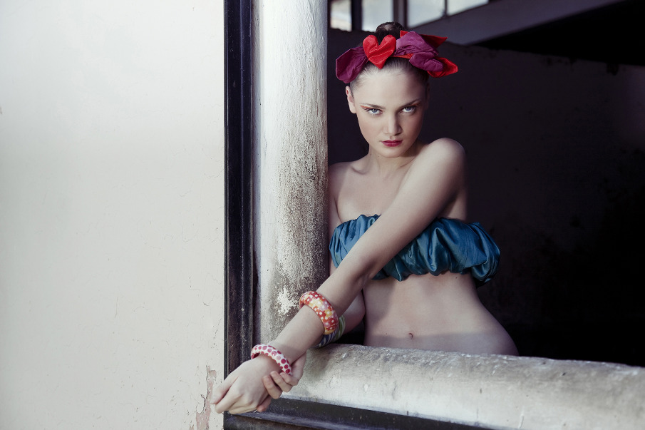 La Cavalière masquée | Cecy Young for Agatha Ruiz de la Prada