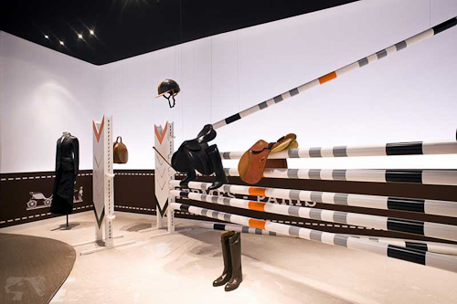2011-09-hermes-expo-cheval-1