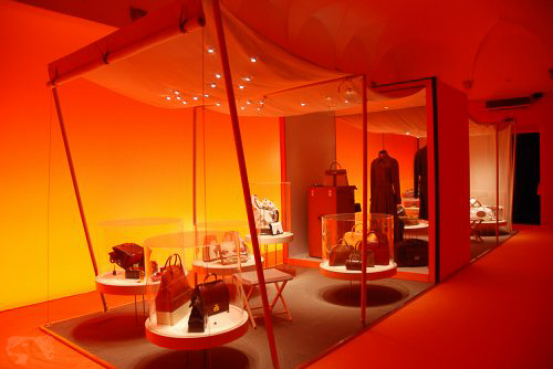 2011-09-hermes-expo-orange-1