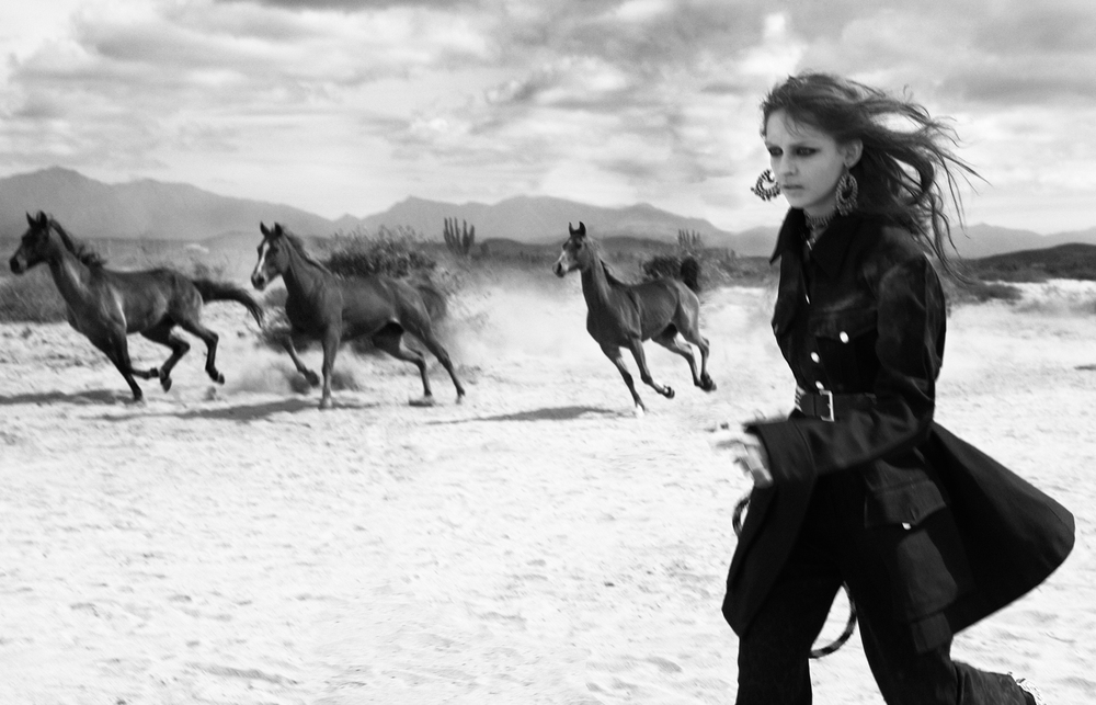 www.lacavalieremasquee.com | Mikael Jansson for Vogue Japan April 2012: Diva Of The Plains