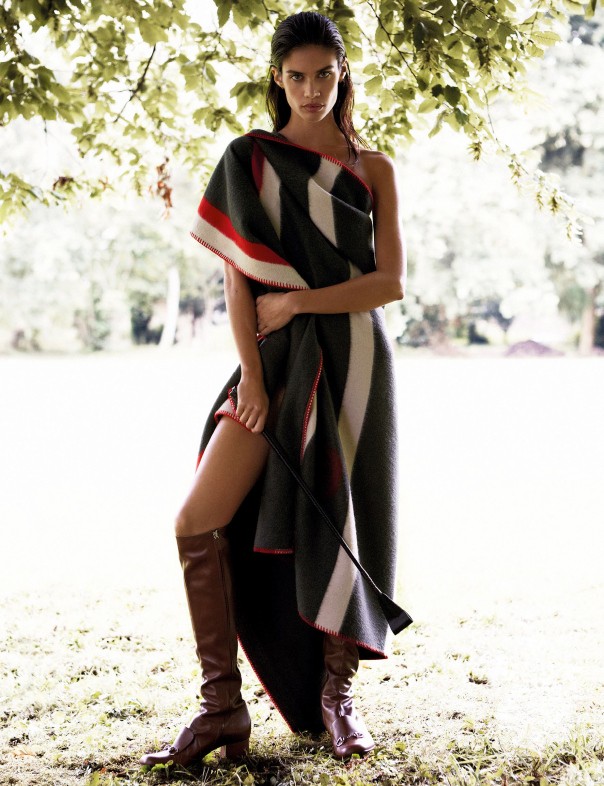 www.lacavalieremasquee.com | Sara Sampaio by Alvaro Beamud Cortés for Vogue Spain October 2014