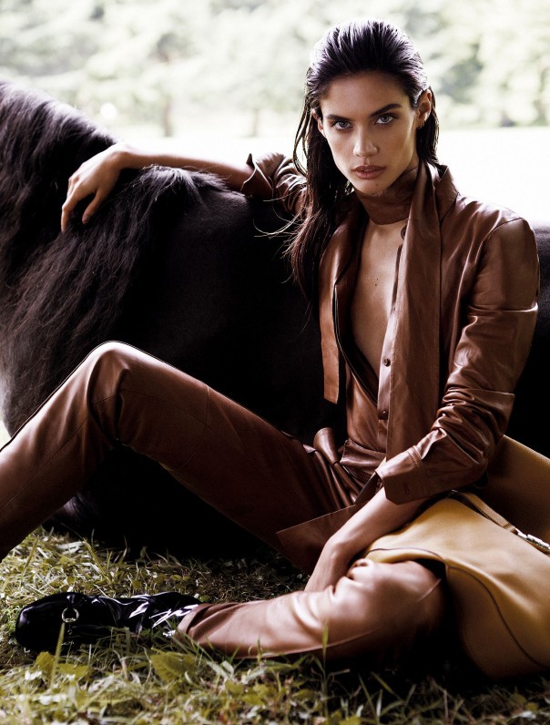 www.lacavalieremasquee.com | Sara Sampaio by Alvaro Beamud Cortés for Vogue Spain October 2014