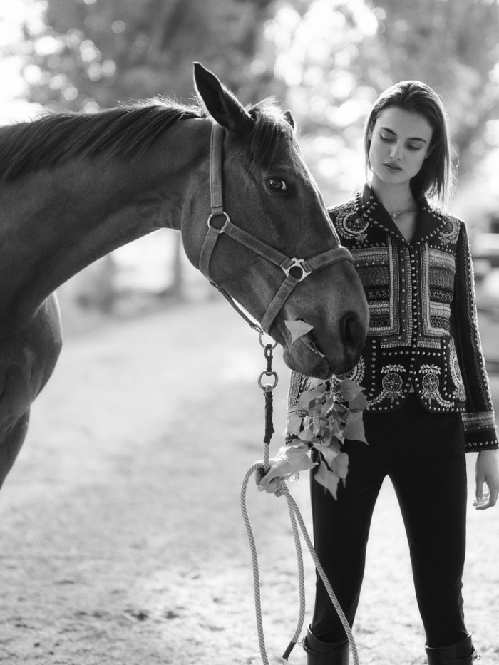 www.lacavalieremasquee.com | Son Amores | Thomas Whiteside w/ Blanca Padilla for Harper’s Bazaar España July 2015