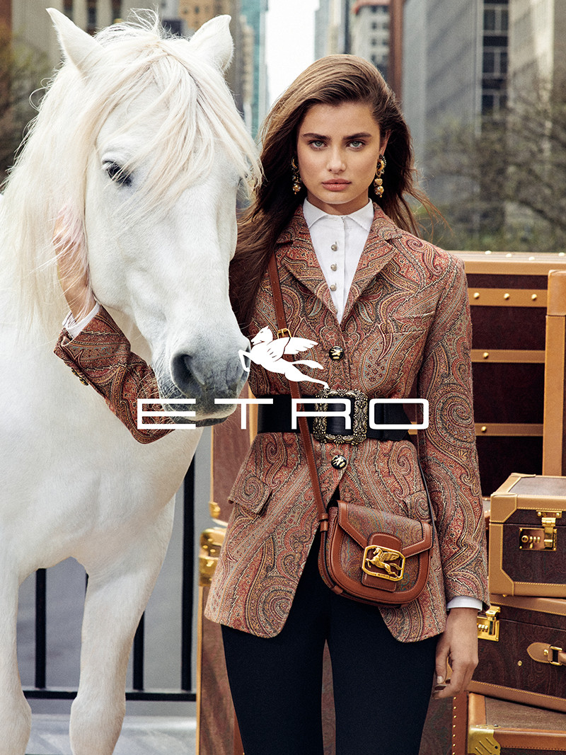 www.lacavalieremasquee.com | Cass Bird for Etro Fall-Winter 2019/20 campaign